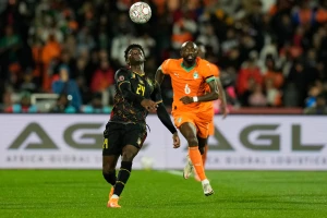 Majstorija Dijaloa nedovoljna, Kamerunci uz "rikošet" do boda